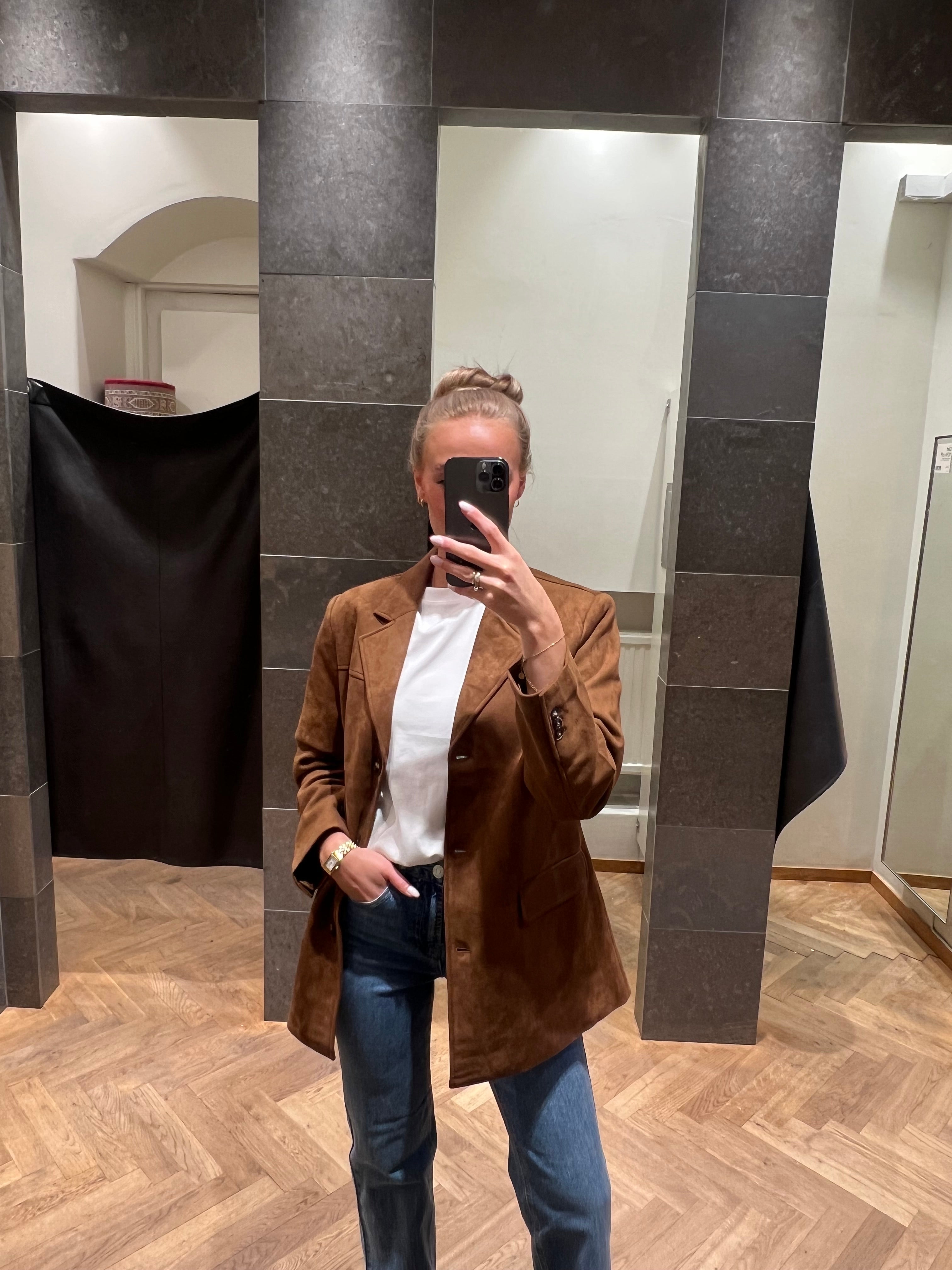 VMHAZEL Blazer - Dachshund